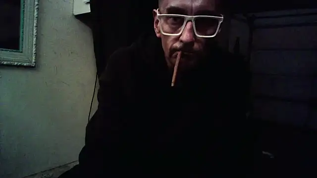 Snapshot of Pumpndeep chatting on 09.19.25 Pumpndeep online show from 09.19.25