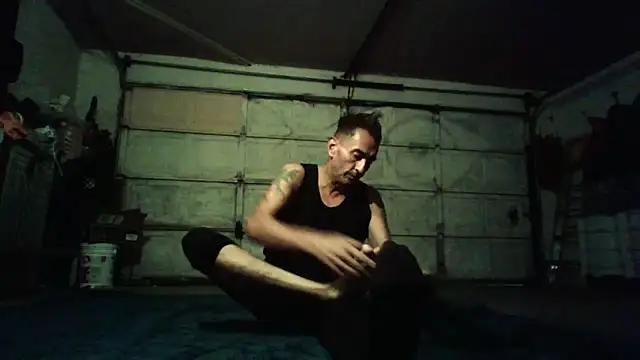 Snapshot of Pumpndeep chatting on 10.06.25 Pumpndeep online show from 10.06.25