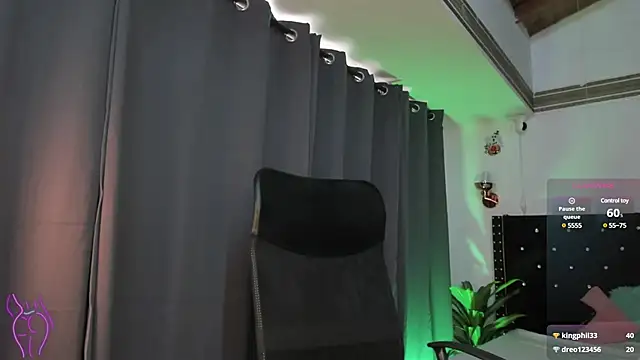 emilyrouxe online show from 12.20.24