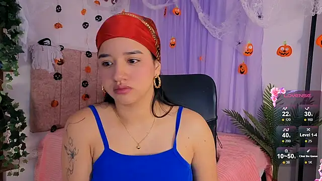 emilyrouxe online show from 10.29.25