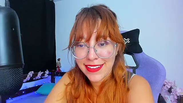  Moon Johnson online show from 10.21.25