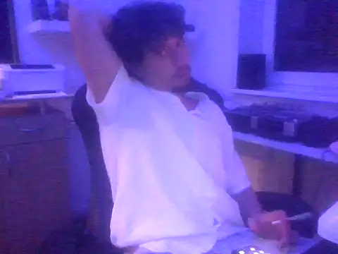 Snapshot of Shyguyfuckit chatting on 10.21.25 Shyguyfuckit online show from 10.21.25