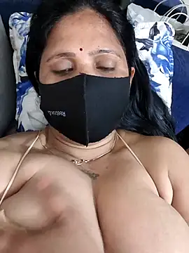 Snapshot of Neha8923 chatting on 03.14.25 Neha8923 online show from 03.14.25