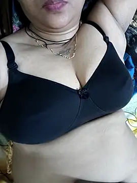 Snapshot of Neha8923 chatting on 09.25.25 Neha8923 online show from 09.25.25