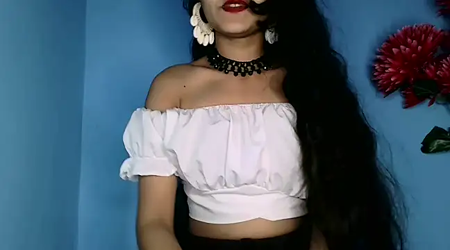 SUZY FROMUS online show from 01.12.25