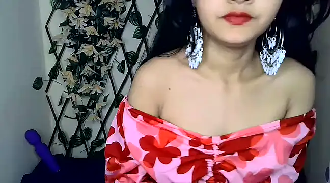 SUZY FROMUS online show from 02.15.25