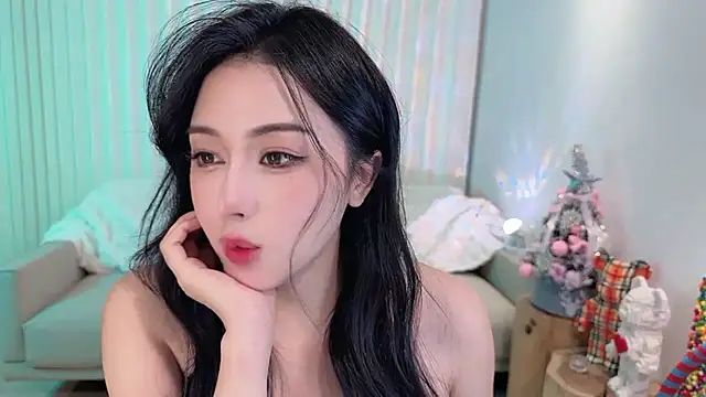 K-moumou online show from 12.25.24