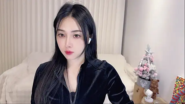 K-moumou online show from 02.26.25