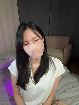 Snapshot of cupido_meimei chatting on 02.18.25 cupido meimei online show from 02.18.25