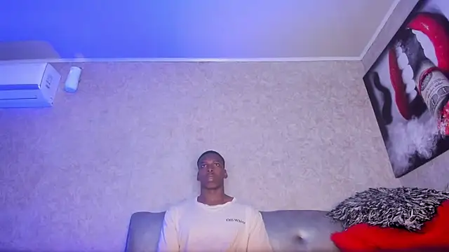 Snapshot of JD_THEBABY chatting on 10.07.25 JD THEBABY online show from 10.07.25