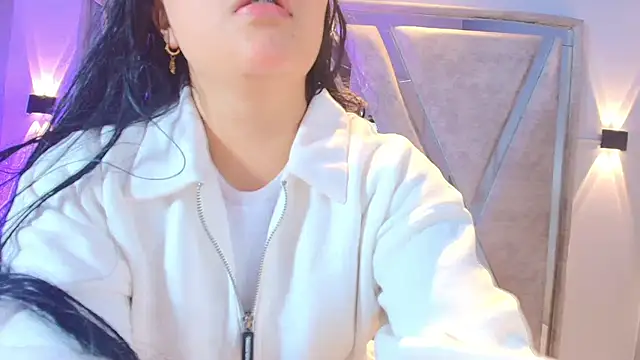 Annie9  online show from 11.09.25