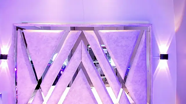 Annie9  online show from 04.09.26