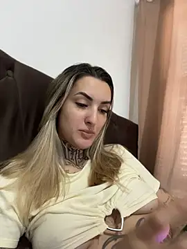 hotskinny1 online show from 05.12.26