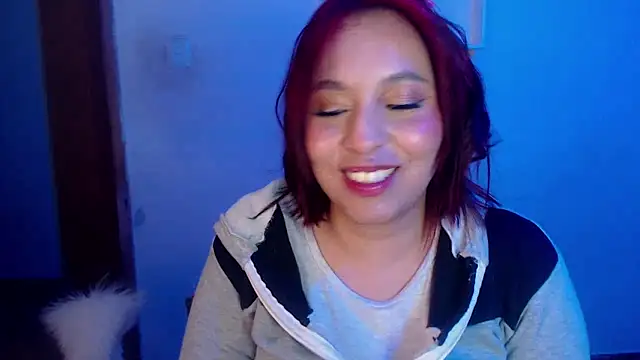 Snapshot of annie3 chatting on 12.25.24 annie3 online show from 12.25.24