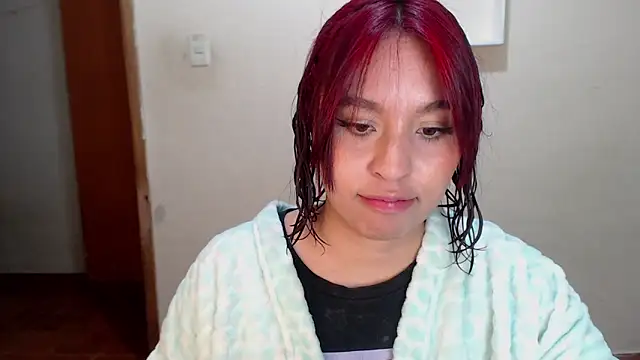 Snapshot of annie3 chatting on 12.30.24 annie3 online show from 12.30.24