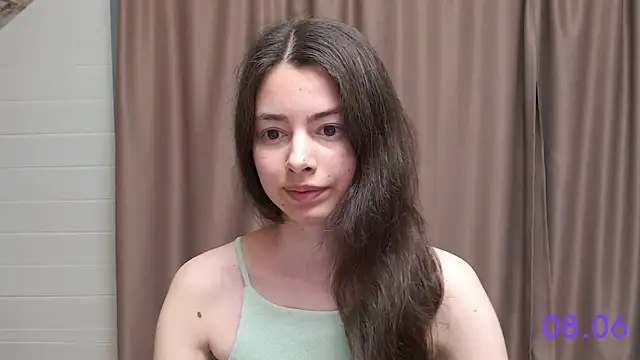 Snapshot of sweet_sweet_angel chatting on 06.08.26 sweet sweet angel online show from 06.08.26