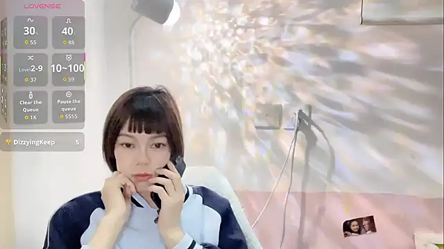 Linda-LL online show from 10.28.25