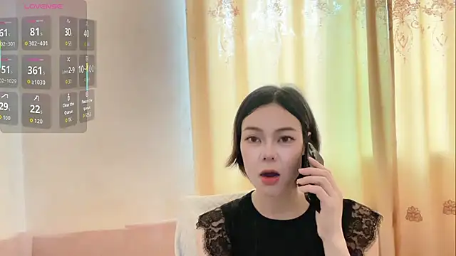 Snapshot of Linda-LL chatting on 05.15.26 Linda-LL online show from 05.15.26