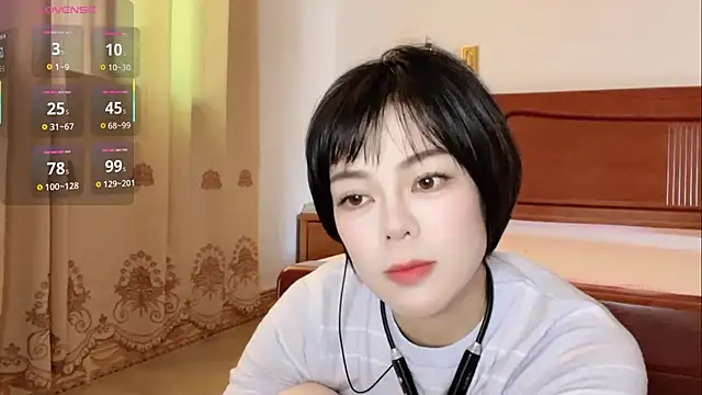 Snapshot of Linda-LL chatting on 07.22.26 Linda-LL online show from 07.22.26