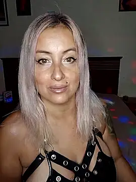 DesireSatler online show from 01.15.26