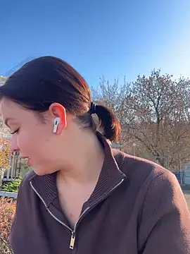 KikiWatson online show from 11.17.25