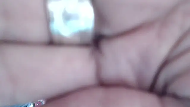 your red rose  online show from 12.28.24