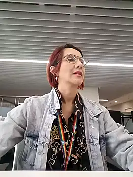 your red rose  online show from 01.16.25