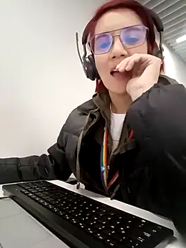 your red rose  online show from 03.06.25