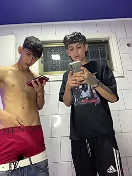 LatinBoysxxx online show from 01.17.25