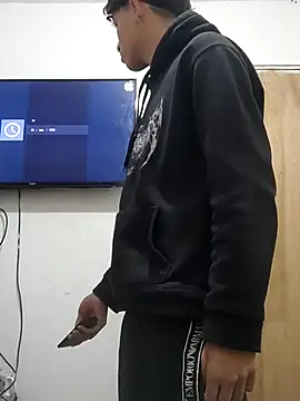 LatinBoysxxx online show from 10.30.25