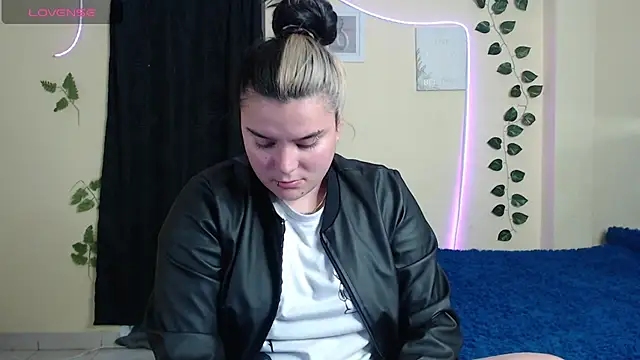 Snapshot of Nika_1_ chatting on 01.10.26 Nika 1 online show from 01.10.26