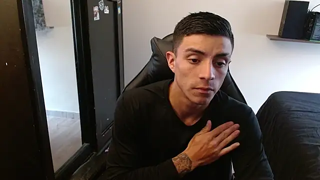 kv   xxx  online show from 03.13.26