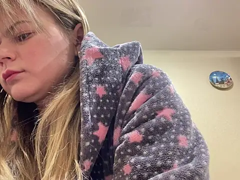 Snapshot of SkyAdelina241 chatting on 02.03.25 SkyAdelina241 online show from 02.03.25