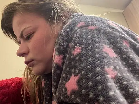 Snapshot of SkyAdelina241 chatting on 02.15.25 SkyAdelina241 online show from 02.15.25