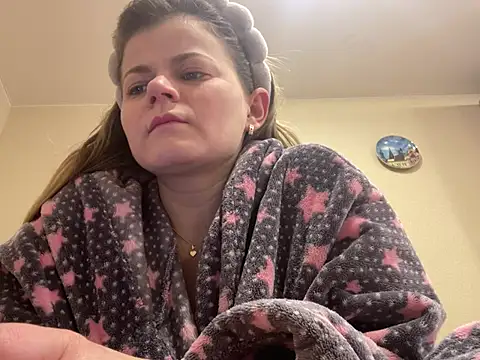 Snapshot of SkyAdelina241 chatting on 02.16.25 SkyAdelina241 online show from 02.16.25