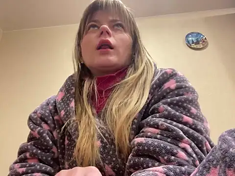 Snapshot of SkyAdelina241 chatting on 02.27.25 SkyAdelina241 online show from 02.27.25