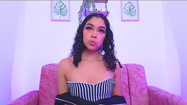 Sara Jhonson online show from 12.21.24