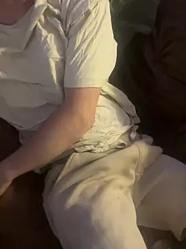 Snapshot of thismybody chatting on 02.17.26 thismybody online show from 02.17.26