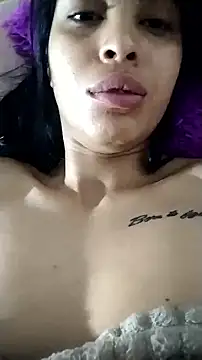 Snapshot of AlessiaVal_ chatting on 09.17.25 AlessiaVal online show from 09.17.25