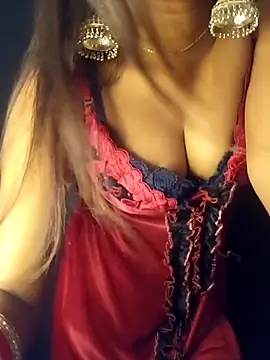 Esha Babyy online show from 11.23.25