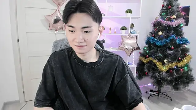 Miram Yu online show from 12.25.24