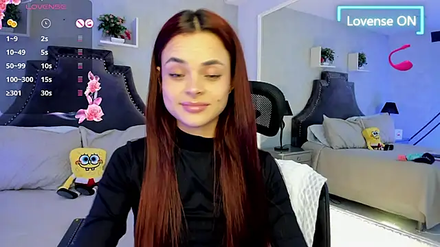 Snapshot of HannaRhodes chatting on 01.11.25 HannaRhodes online show from 01.11.25