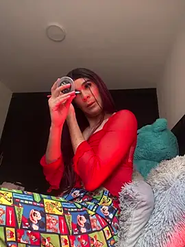 Mia Frank  online show from 09.13.25