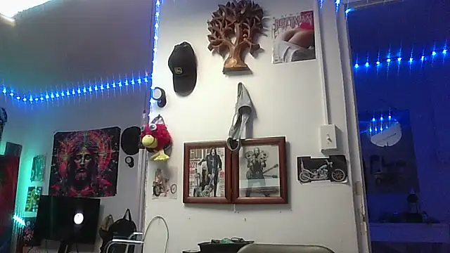 Snapshot of Undercover_Pornstar chatting on 03.24.26 Undercover Pornstar online show from 03.24.26
