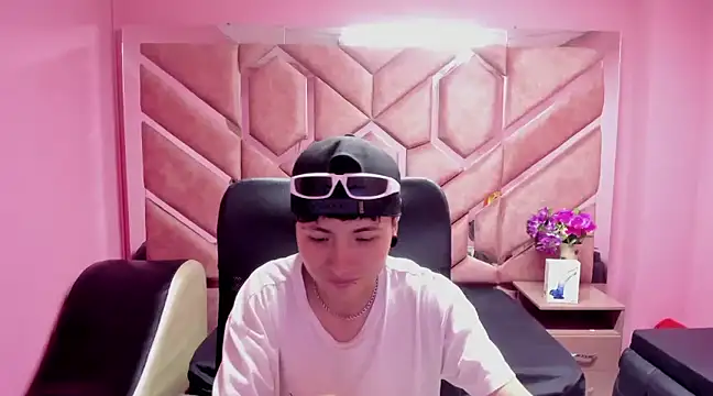 Im Mathias online show from 01.14.25