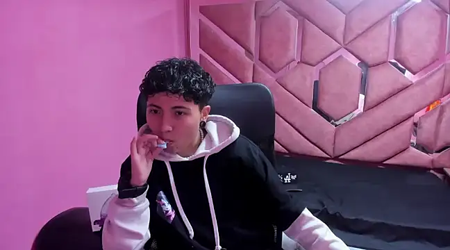 Im Mathias online show from 01.17.25