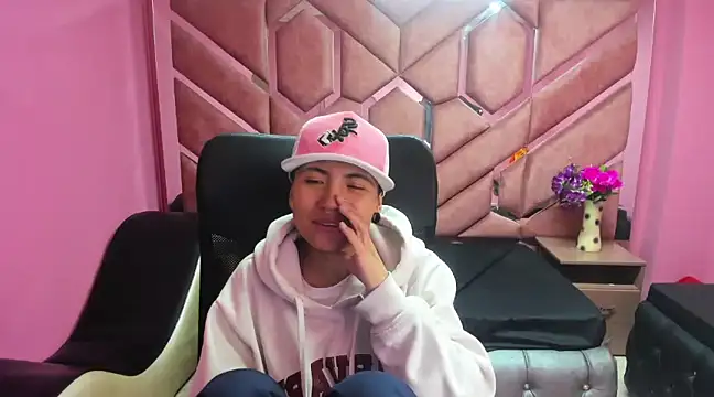 Im Mathias online show from 01.21.25