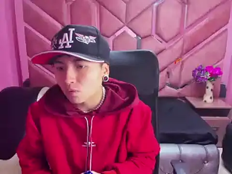 Im Mathias online show from 01.22.25