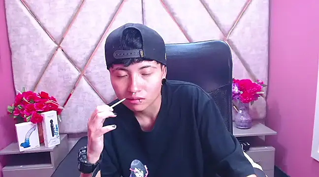 Im Mathias online show from 02.05.25