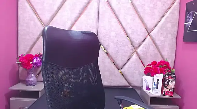 Im Mathias online show from 02.15.25